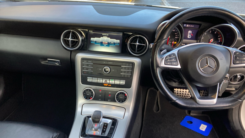 Mercedes-Benz SLC 180 AMG Line 2dr 9G-Tronic Petrol Roadster